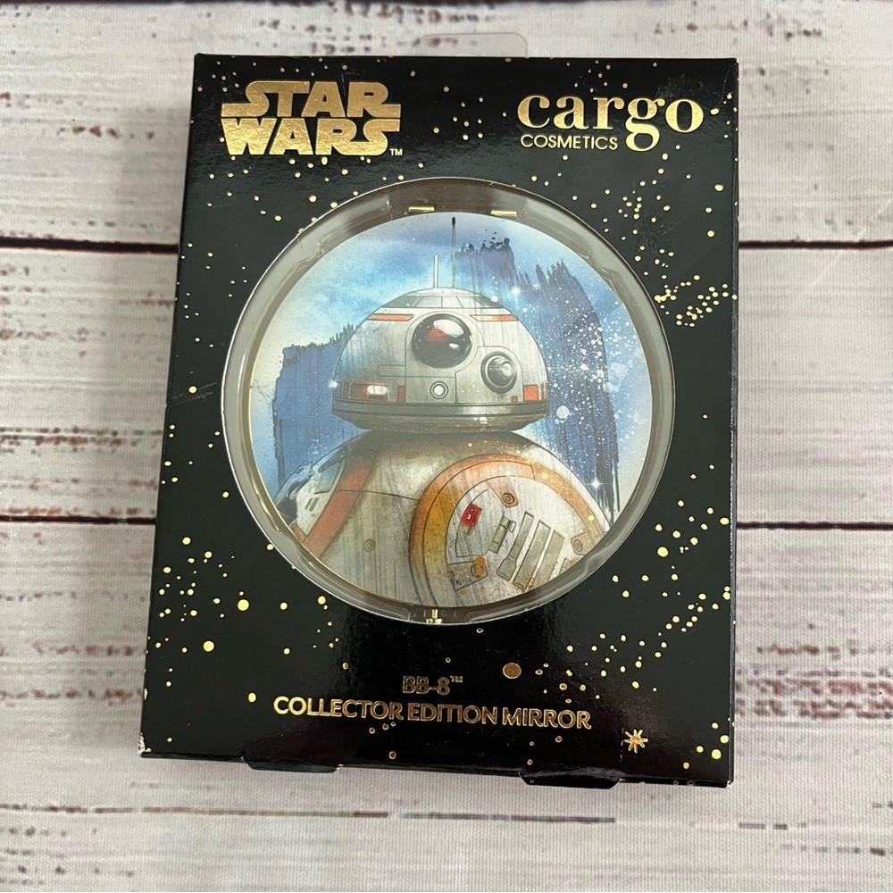 Cargo Cosmetics Star Wars Collector Edition Compact Mirror BB-8 New Rare